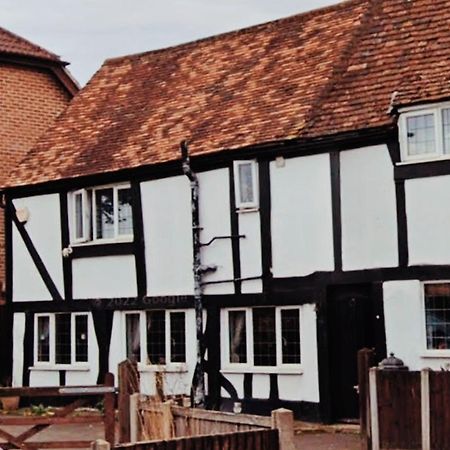 The Oast Apartment Maidstone Exterior photo
